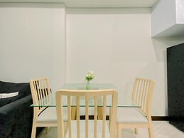 Homey And Modern 2Br At Casa Grande Residence Apartment