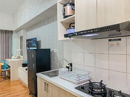 Well Furnished And Comfy Studio At Springlake Summarecon Bekasi Apartm