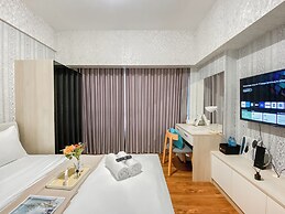Well Furnished And Comfy Studio At Springlake Summarecon Bekasi Apartm