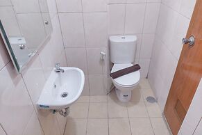 Best Place Studio At Amazana Serpong Apartment