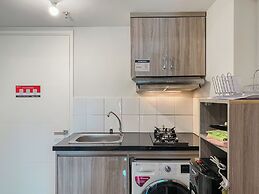 Best Place And Homey 2Br Apartment Springlake Summarecon Bekasi