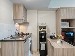 Best Place And Homey 2Br Apartment Springlake Summarecon Bekasi