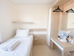 Strategic 2Br Apartment With Pool View At Parahyangan Residence