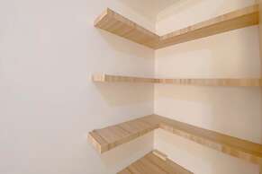 Simply Look And Homey Studio Paltrow City Apartment