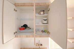 Simply Look And Homey Studio Paltrow City Apartment