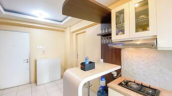 Warm And Homey 2Br At Green Bay Pluit Apartment