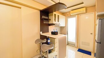 Warm And Homey 2Br At Green Bay Pluit Apartment