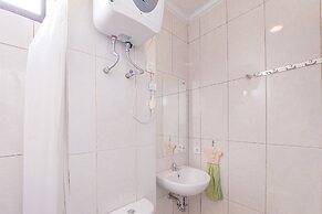 Good Place And Homey 3Br At Asatti Apartment