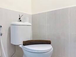 Best Deal And Restful 2Br Meikarta Apartment