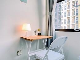 Relaxing Studio At Transpark Cibubur Apartment
