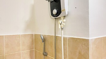 Comfortable And Homey 3Br Green Bay Pluit Apartment