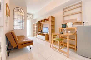 Strategic And Restful 2Br Springlake Summarecon Bekasi Apartment