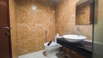 Beautiful And Homey 2Br At Grand Sungkono Lagoon Apartment