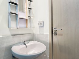 Relaxing And Scenic 2Br At Meikarta Apartment