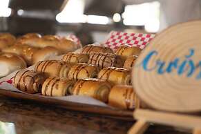 Hotel Margarita Dynasty