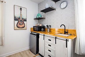 Cape Charles Tiny Livin