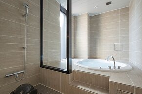 HOTEL R9 Premium Ichikawaekimae