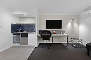 Bluegum Dubbo by Travellers
