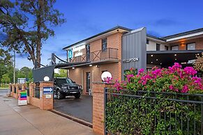 Bluegum Dubbo by Travellers