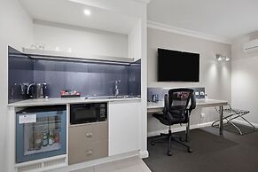 Bluegum Dubbo by Travellers