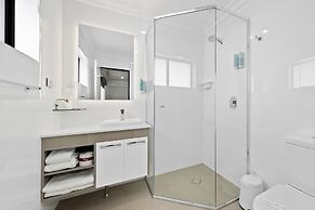 Bluegum Dubbo by Travellers