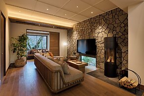 GLAMDAY STYLE HOTEL SUITE KAWANONE