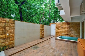 Asgard Apartments & Hotels