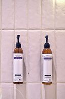 Asgard Apartments & Hotels