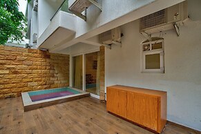 Asgard Apartments & Hotels