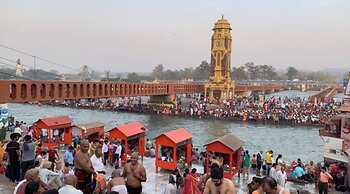 Hotel Crystal Ganga Heights