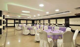 Hotel Crystal Ganga Heights