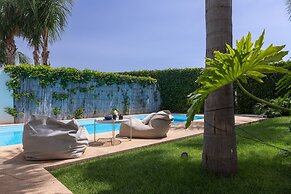 Villa Carrubo 4 Emma Villas