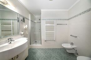 ANNA LODGES DOLOMITES