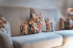 ANNA LODGES DOLOMITES