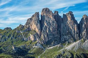 ANNA LODGES DOLOMITES