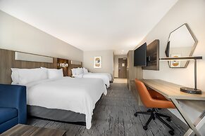 Holiday Inn Express and Suites Nashville West End Univ Area by IHG