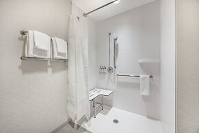 Holiday Inn Express and Suites Nashville West End Univ Area by IHG