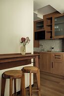 Batimont Suites & Apartments