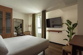 Batimont Suites & Apartments