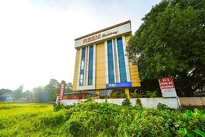 Fabhotel Reem Residency