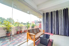 Fabhotel Reem Residency