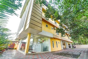 Fabhotel Reem Residency