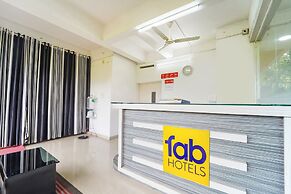 Fabhotel Reem Residency
