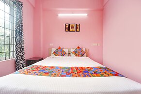 Fabhotel Reem Residency