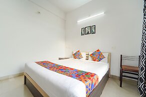 Fabhotel Reem Residency