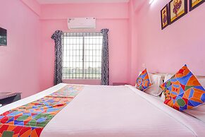 Fabhotel Reem Residency