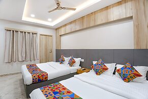 Fabhotel Wooden Park