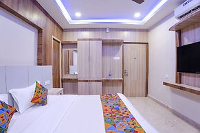 Fabhotel Wooden Park