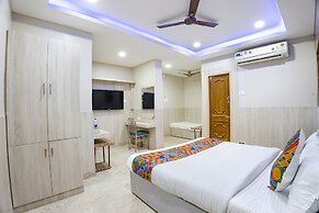 Fabhotel Wooden Park