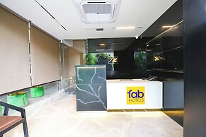 Fabhotel Prime Elegance Suites